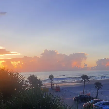 Beachside Bliss Ocean Views & Endless Fun Daytona Beach!